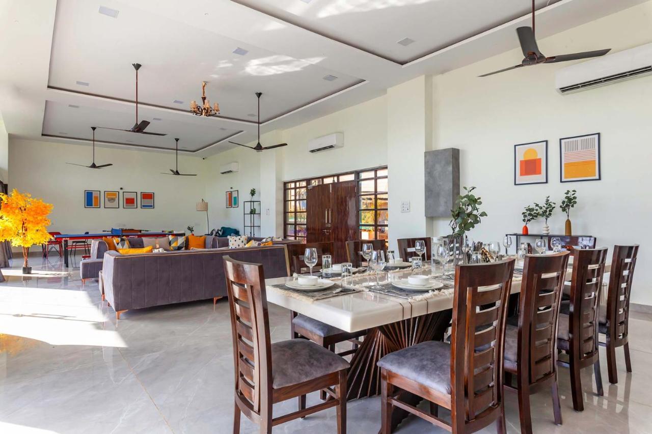 Natures Odyssey By Stayvista - Amidst Lush Greenery With Outdoor Pool And Indoor Activities Chinchavli Buitenkant foto